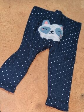 ❤️‍🔥10/$10❤️‍🔥 Baby Carter's Navy Polka Dot Leggings with Cat Bottom Size 6M